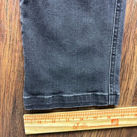 SPANX Straight Leg Pull On Jeans Black Wash Distressed Women’s Size Medium - Picture 9 of 10